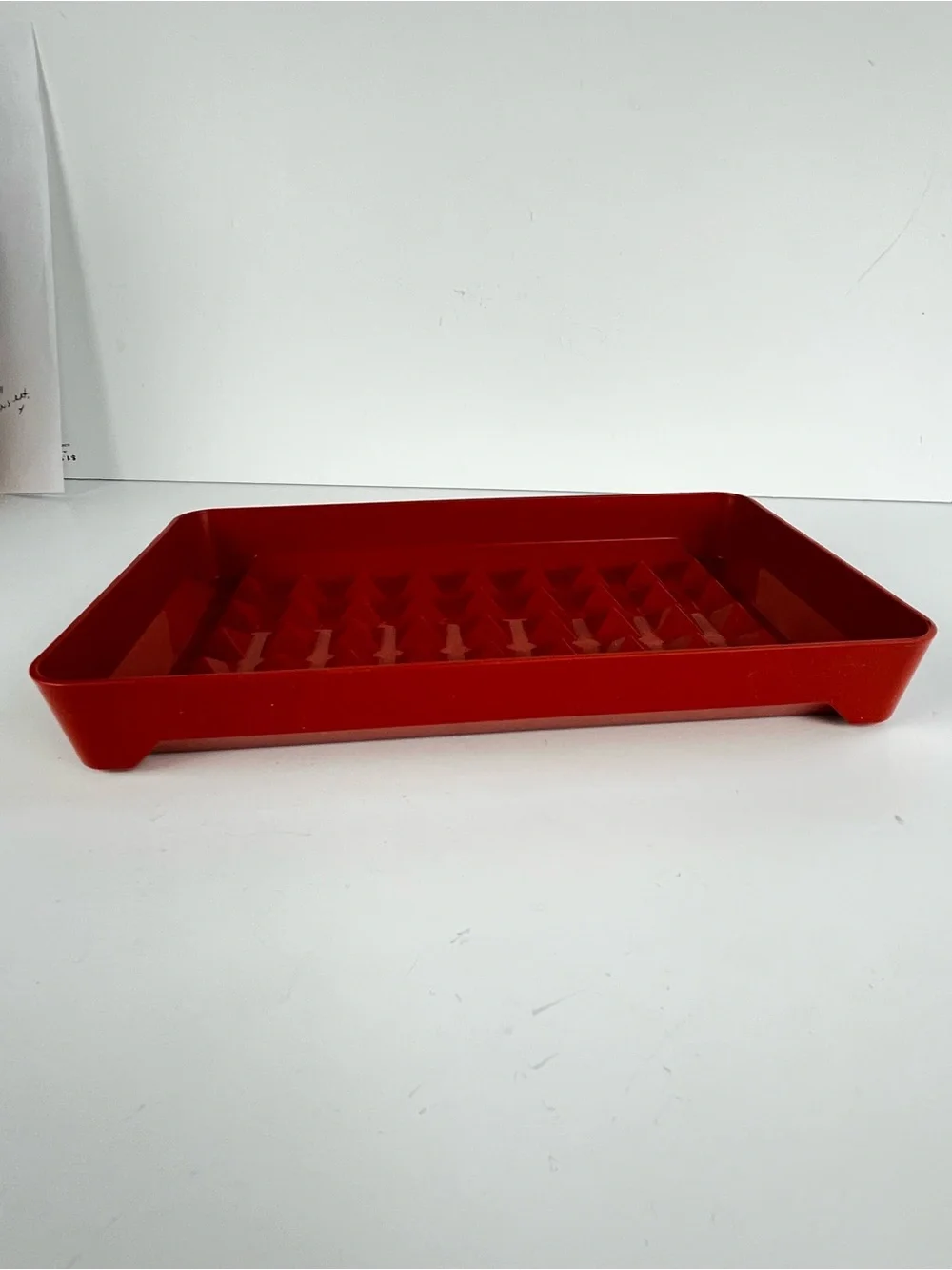 Tupperware Hot Dog and Deli Meat Keeper Marinator